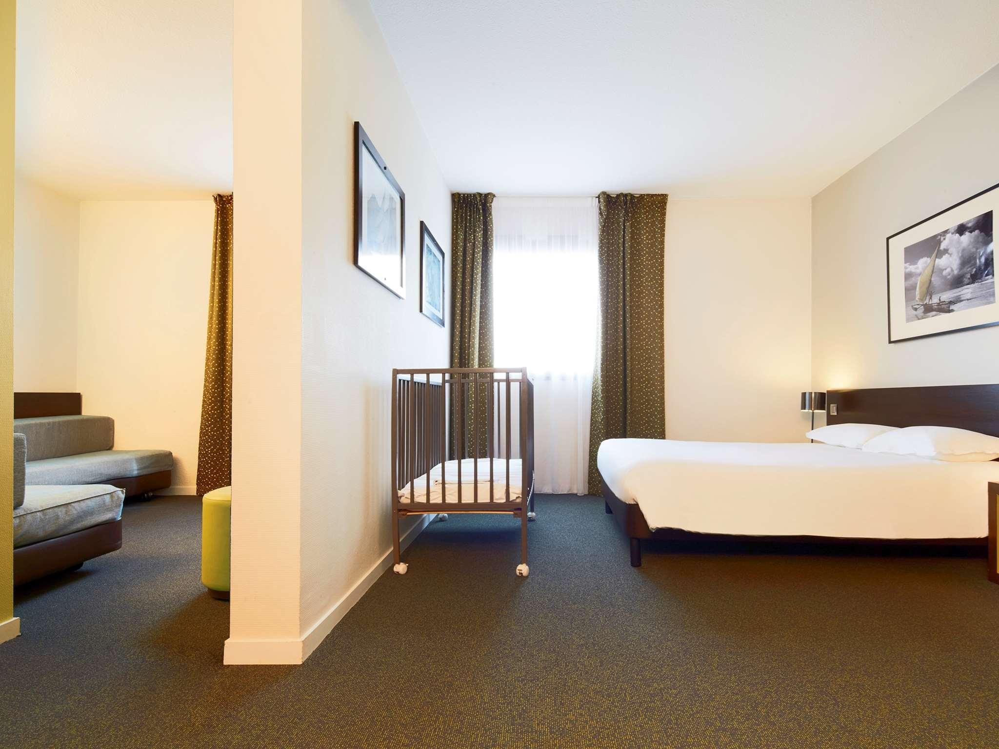 Kyriad Orly Aeroport - Mons Hotel