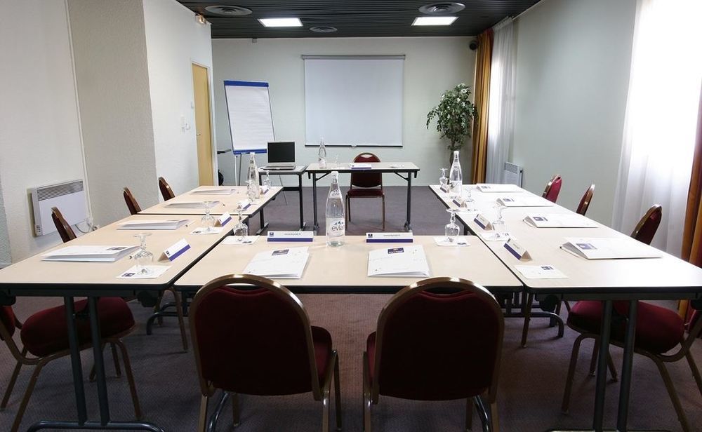 Hotel Kyriad Orly Aeroport - Mons 3*