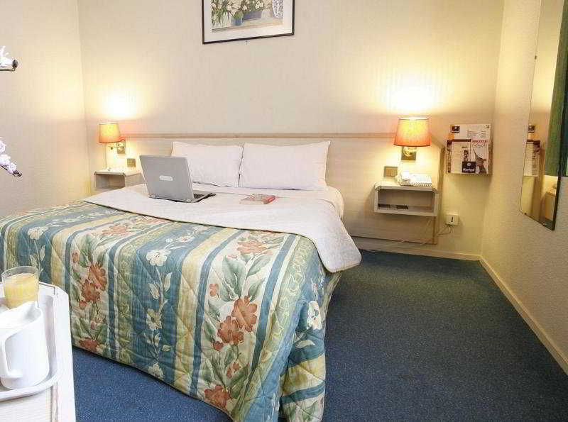 Hotel Kyriad Orly Aeroport - Mons 3*