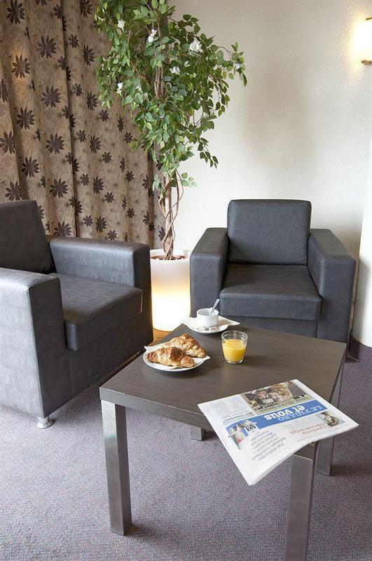 Kyriad Orly Aeroport - Mons 3*
