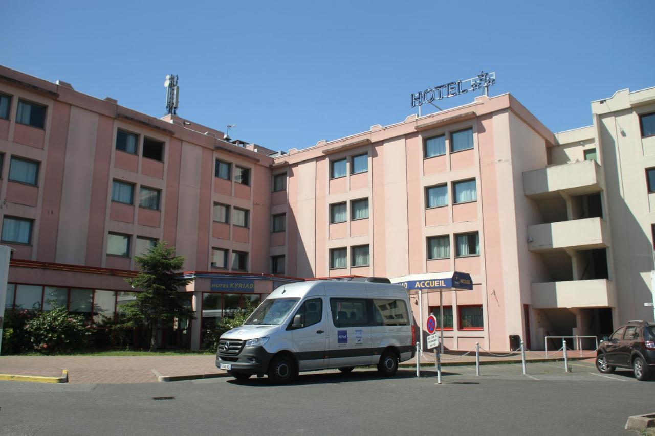 Kyriad Orly Aeroport - Mons Hotel